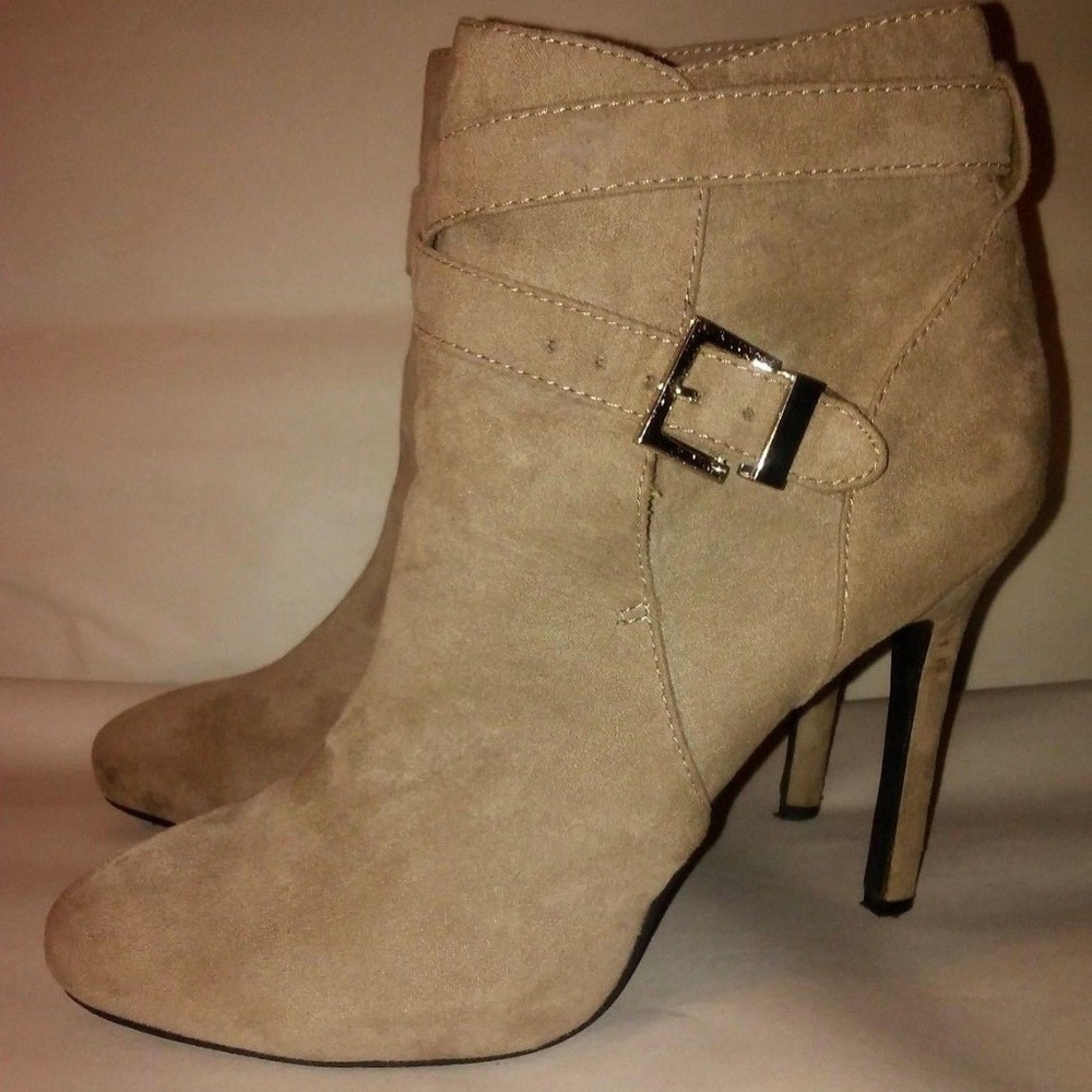 Forever 21 Suede Boot